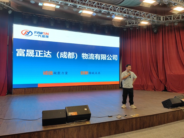1753DCD2A19B277F3A2D8BCBE18A1BED - 副本.jpg